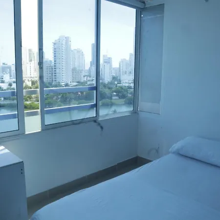 Apartamento Encantador Frente A La Playa Cartagena